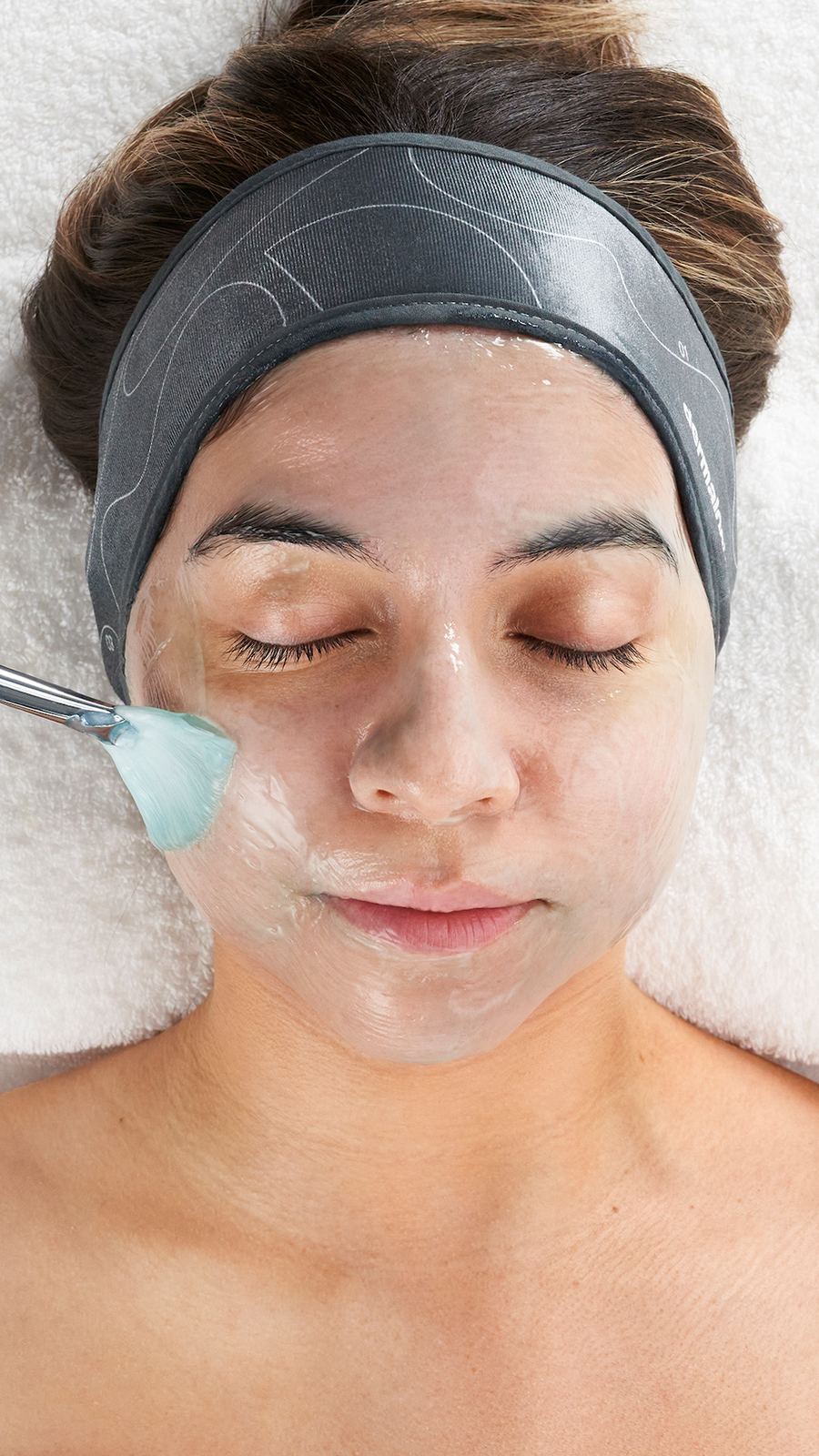 Professional expertise. personalized skin health.